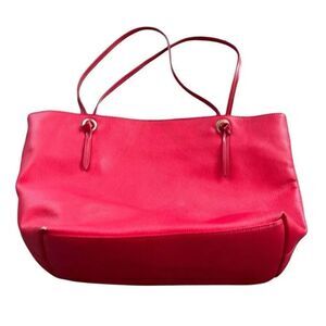 Lexi and Abbie red zip up bag